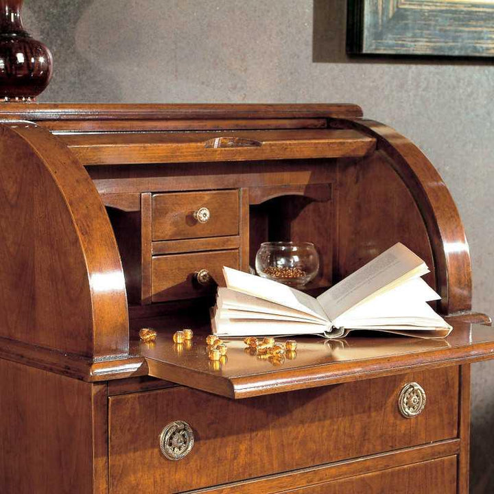 Momo Bureau - Home in Style Italy